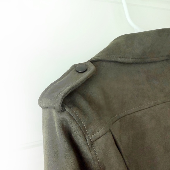 NWT Banana Republic Khaki Moto. Vegan Suede Jacket. Size S - Picture 3 of 13